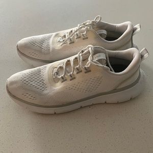 Cole haan zerogrand gym shoe